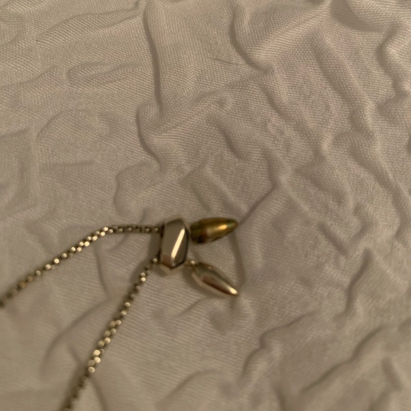 Kendra Scott Necklace - Picture 4 of 5